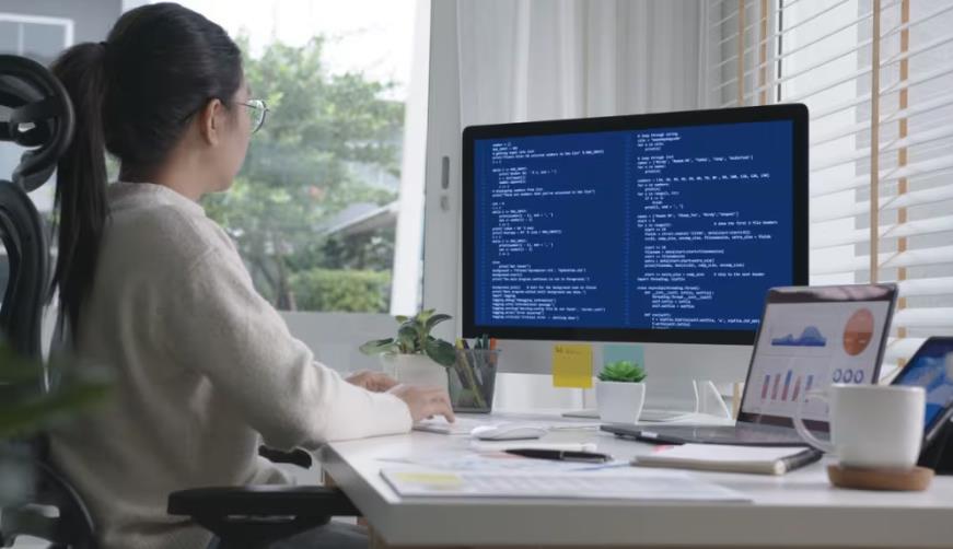 冠县企业数字化解决方案:机器学习赋能商业模式升级的核心路径